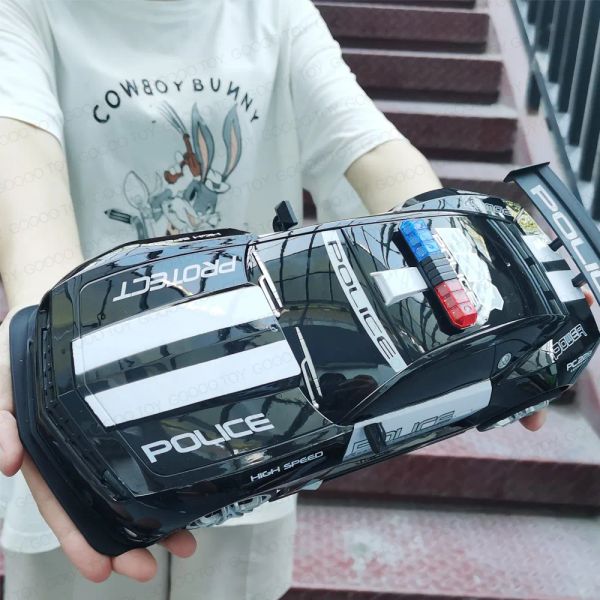 Автомобили RC Car 1:12 Дистанционное управление Mustang Police Car Kid Беспроводной пульт дистанционного управления автомобиль Подарочный автомобиль Drift Drift Electric Model Toys для мальчиков