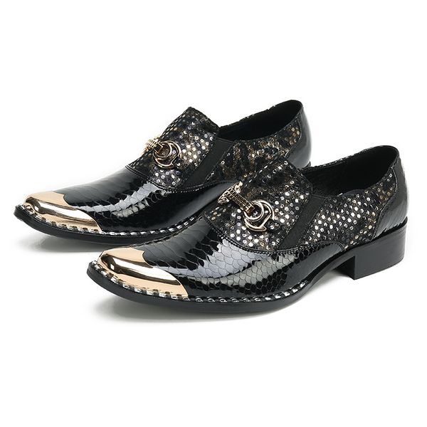 Casamento dourado de salto alto Os sapatos de couro genuínos italianos deslizam na moda mocassins formais de crocodilo de crocodilo Oxford Sapatos para meninos botas de festa