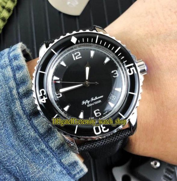 Высококачественные пятьдесят сами 5015113052 Black Dial Japan Miyota Automatic Men039S Смотреть сапфир стеклянный черный панель нейлоновый ремешок 1143902