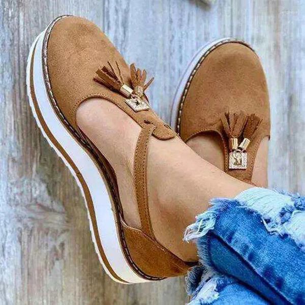 Fitness Shoes Mulheres Sandálias de verão Moda fivela tira sólida Fringe Capa de calcanhar plataforma plana ladies casuais e feminino