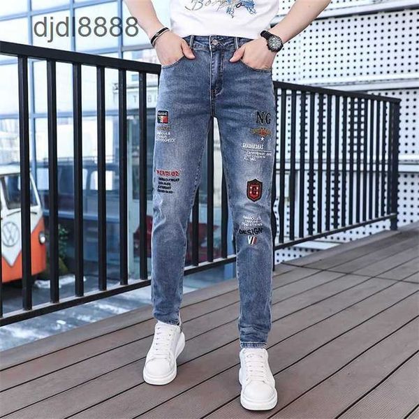 Jeans bordados masculino de verão de leis apertadas casuais 2024 novas calças