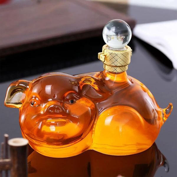 Glass Novelty Pig Whisky Decanter 1000ml Lead gratuiti per la sala da pranzo a casa Rum Bourbon Rum Tequila Tools Regali uomini 240420