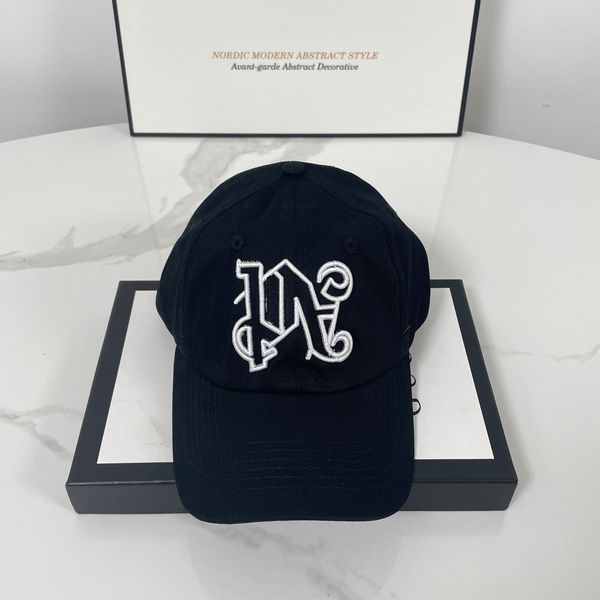 Роскошная дизайнерская шляпа вышита бейсболка Casual Classic Sotse Sother Embroidery Letters Destriemer Joker и долговечность с корректировкой бренда MultyColour