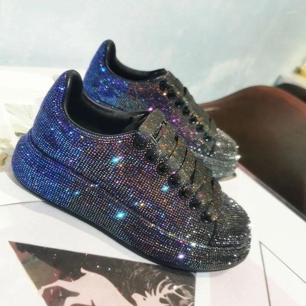 Scarpe casual 2024 35-43 Sneaker a colori gradiente per donne stivali piattaforma Fashion versatile Black Crystal Design