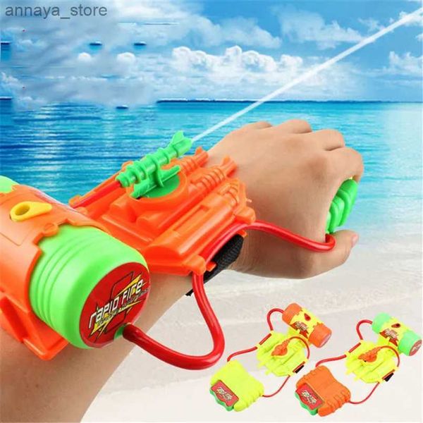 Brinquedos de pistola brinquedos de pistola de água divertida pulseira de pulso manual para crianças ao ar livre tocar brinquedo de água para meninos esportes de pistola de pistol de verão presente