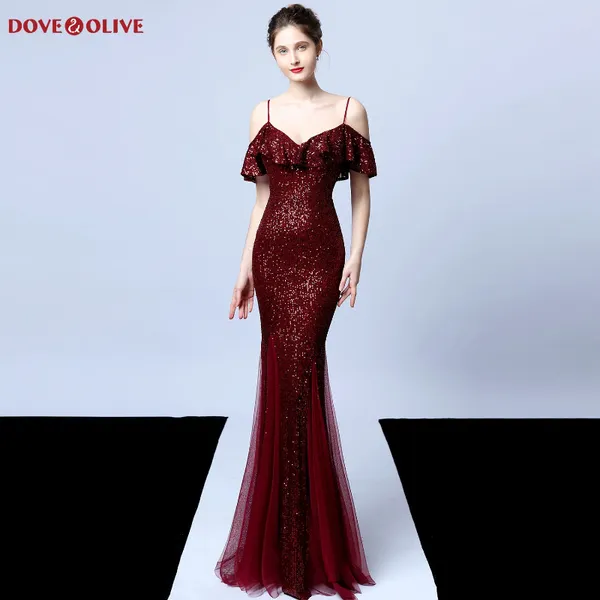 Abiti per feste Vino Red Evening 2024 Tulle Long Sequesine Spaghetti Cinturino da spalla a maniche corte Mermaid Gowns Green