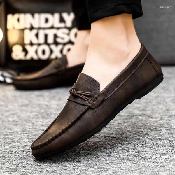 Lässige Schuhe Männer Slebende Mann 2024 Mode Comfy Slip-on Drive Moccasins Schuhe Schuhwaren Männliche Marke Lederboot