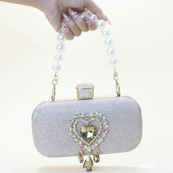 Банкетный пакет с бриллиантами с высококачественным сияющим мячом вечернее платье рука