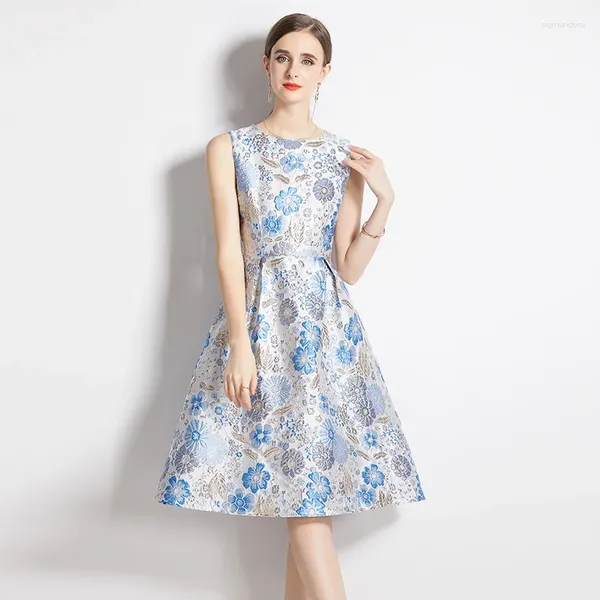 Abiti casual abiti estivi di alta qualità Donne Temperamento floreale floreale jacquard o scollo a palla senza scollo a palla da ballo elegante