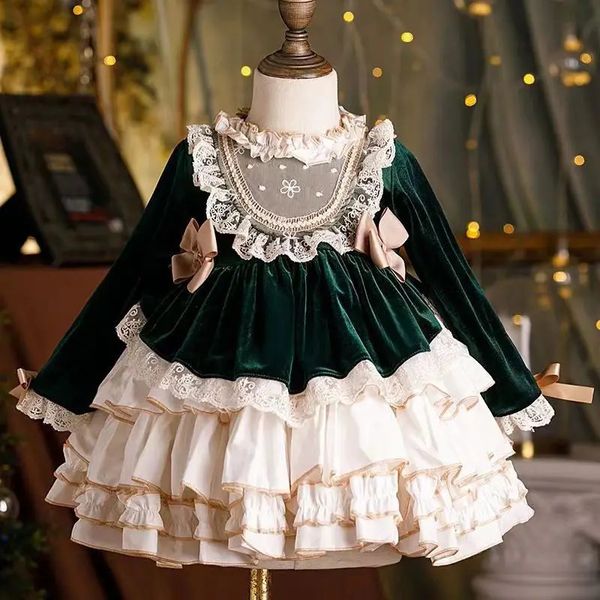 Baby Girl Velvet Lace Lolita Принцесса платье младенец малыш малышки винтаж элегантный лук пату vestido Рождественская детская одежда 1-12y 240511