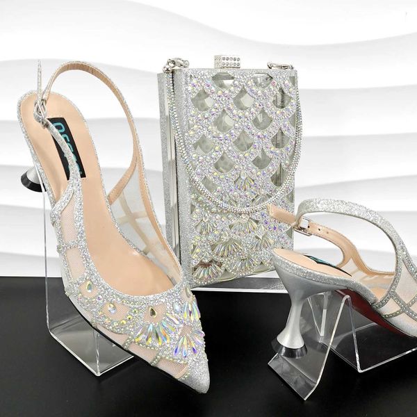 Sandali QSGFC Trend di moda Trend argento in tessuto Design cavo con punta tacchi alti quotidianamente scarpe da donna da festa indossabili e bagl2404
