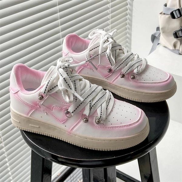 Casual Shoes 2024 Herbst Frau Sport Fashion Pink Spray Nieten Dicke Soles Plattform Sneaker Lüftung Mujer Tenis Zapatillas