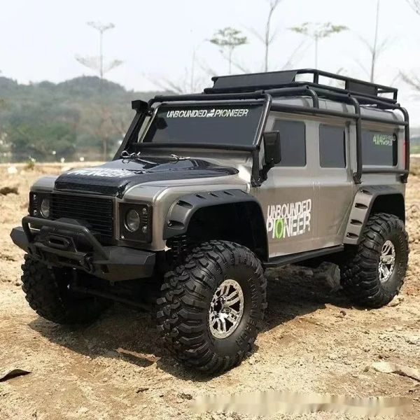 Arabalar Profesyonel RC Uzaktan Kumanda Araba 1:10 Land Rover Defender Fourwheel Drive Yüksek Hızlı Tırmanma Offroad Araç Model Araba Oyuncakları