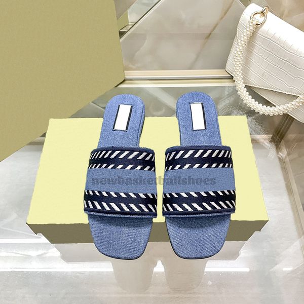 2024 Luxus Womens Slipper Designer Sandalen Denim Blue Casual Flat Schuhe Plattform Sommer Herbst Mules Drehbuch Logo Denim Slide Sandalen Frauen Schuhschuh Größe 35-41