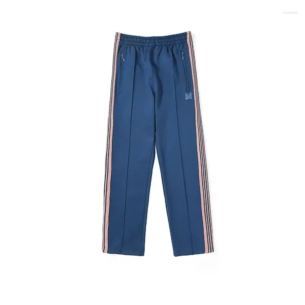 Calças masculinas A agulhas Chegada 1: 1 Blue Classic Troushers Butterfly Bordery Web rack Stripe Zipper Homens Mulheres de tamanho grande calça de moletom