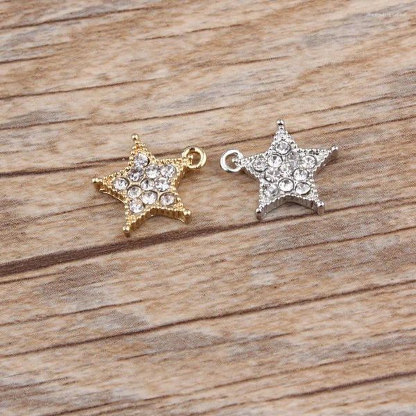 Colares pendentes de liga moderna Crystal Stars Charms Fashion Ornament Accessories Colar Keyring Breating Metal Pingents 50pcs