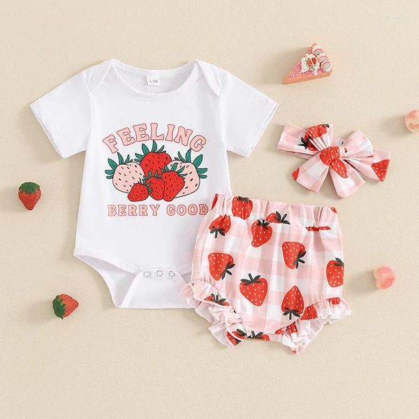 Set di abbigliamento set da bambina set estate stampare pagliaccetto a maniche corte con pantaloncini e fascia arruffato a motivi di fragola