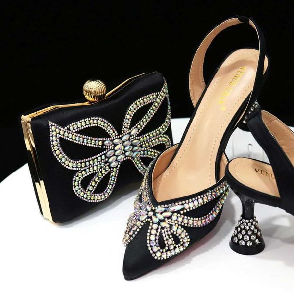 Sandali Nuovo arrivo Design italiano Black Colour Woman Scarpe e sacchetti SET Africano Teli medi scarpe e borsa abbinata per Weddingl2404