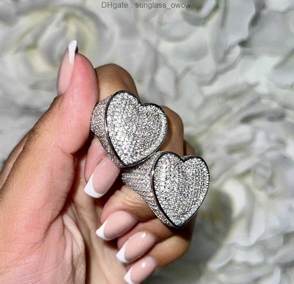 Micro Pave CZ anel de dedo completo para mulheres Big Heart Heart Valentines Gift Ice Out Bling Cocktail Rings