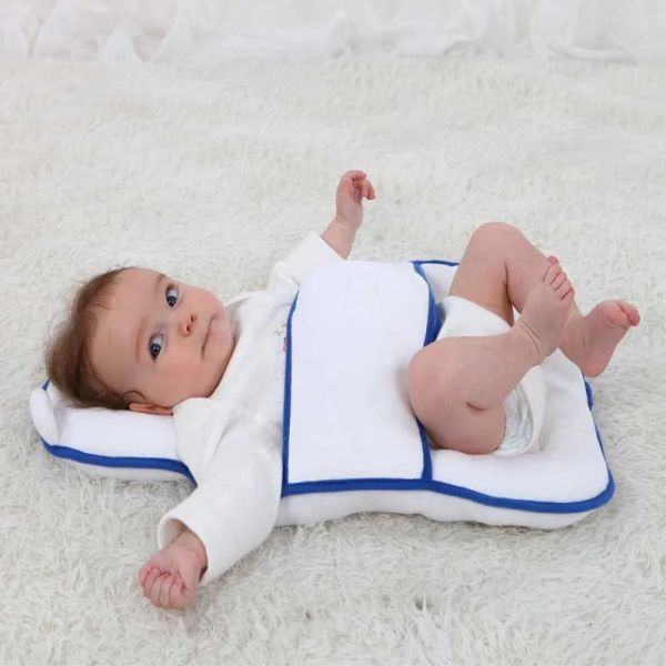 Travesseiros travesseiros de posicionamento do bebê evitam a cabeça plana da cabeça do sono