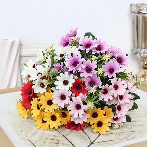 Dekorative Blumen künstlicher Gänseblümchen Gerbera Blume Seidenkamille Hochzeit Home Dekoration Vase Arrangement Gartenparty