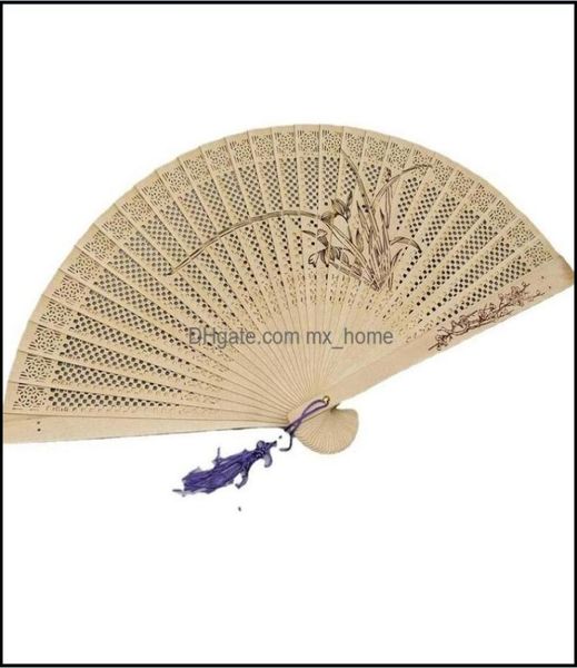 Andere Wohnkultur Gartendekoration handgefertigt antike Handwerksfan Vintage Hollow Weihrauch Wood Lady Falten -Fans chinesischer Stil Carving4026585