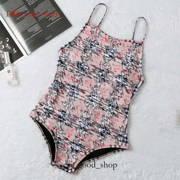 24SS Summer Beach Sunshine Sunshine da bagno da bagno da bagno femminile Bikini Beach Wear Swimsuit Sexy Bandage Swimwers Boxer Abbigliamento Bikini di lusso per donna S-XL 5992