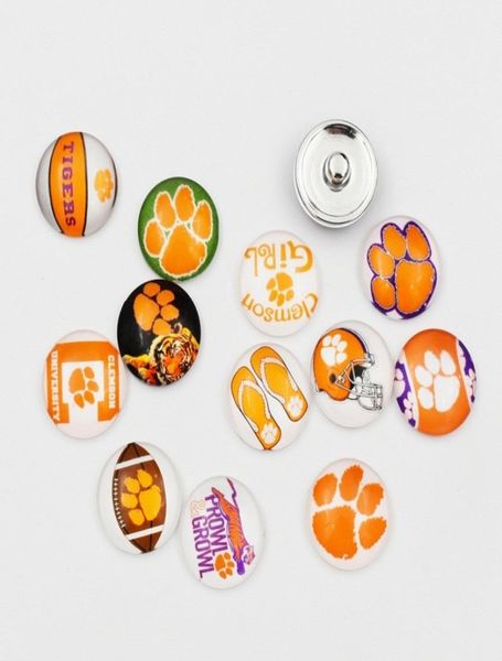 Clemson Tigers Snap Düğmeleri 18mm Yuvarlak Cam Kolej Spor Takımı Snap Charms Kolye Bilezik İçin Yüksek Kaliteli Snap Aksesuarlar E8588956