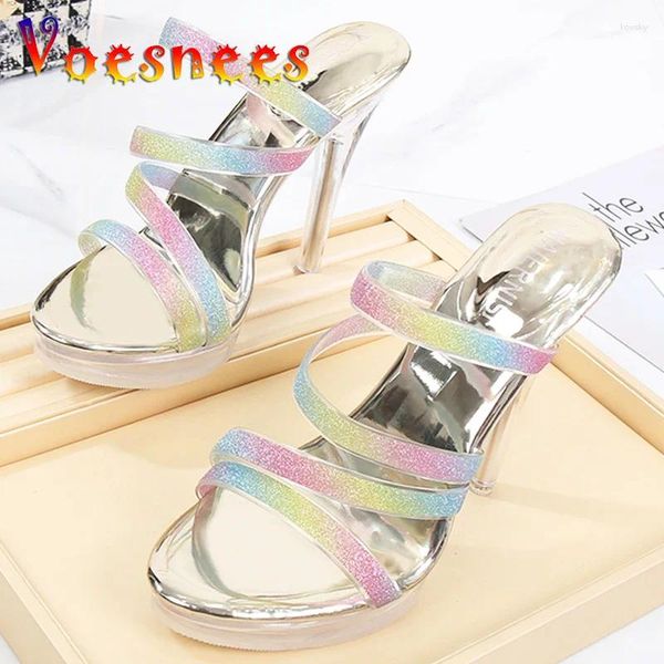 Hausschuhe Gelee Frauen Schuhe 2024 Sommer Cool Sandals Ribbon Kristall High Heels Mode Blingplattform Dicke Bodenfarben Pumpen