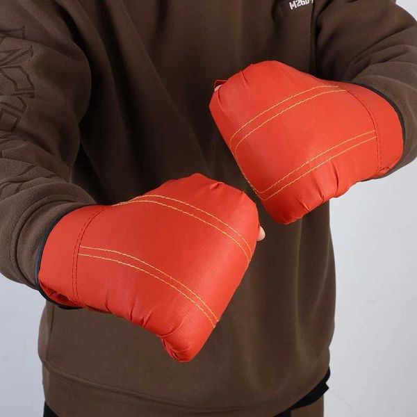 Equipamento de proteção 1 par de luvas profissionais de boxe luvas de treinamento de couro de alta qualidade Adultos e infantis luvas esportivas Taekwondo Muay Thai Gross Luvas 240424