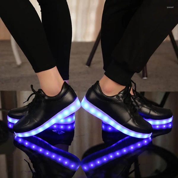 Lässige Schuhe bunte leuchtende fluoreszierende Paarmodelle koreanische Stil neutrale Mode All-Match