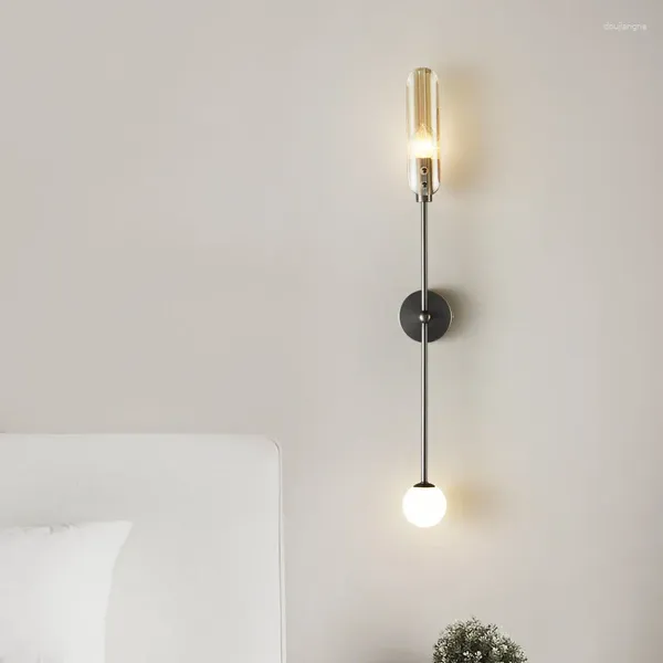Wandlampe Dachbodenbodenstatives Leichtmodelle Moderne Lichtbogen -Design -Lampen Glasball