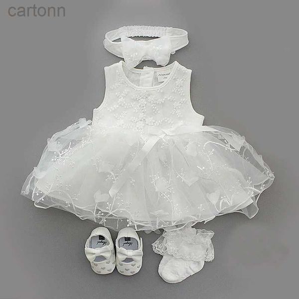 Девушка платья новорожденные для девочки платье одежда 0 3 6 месяцев белые платья младенцы для вечеринки для вечеринок белые одежды для крещения набор обувь D240425
