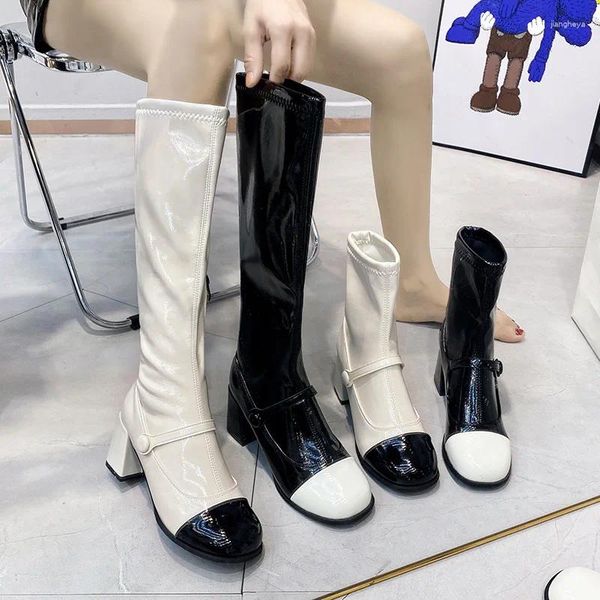 Botões Sapatos redondos mulheres saltos altos Boots-Women Zipper STILETTO 2024 Couro de couro de tornozelo de borracha Med Roma Mista