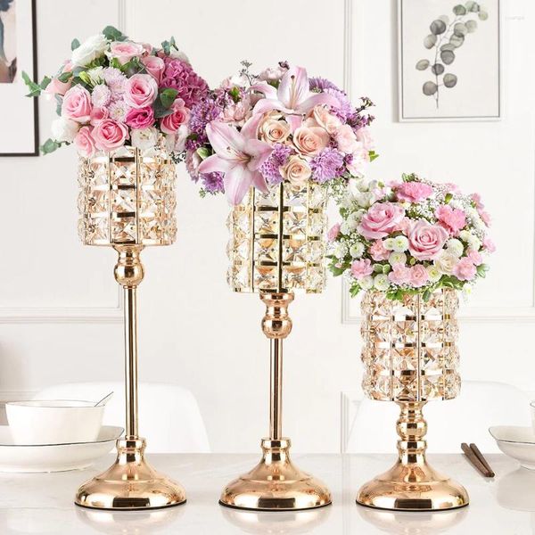 Mum tutucular altın elmas metal şamdan çiçek standı vazo masa merkez parçası etkinlik raf yol kurşun düğün dekor