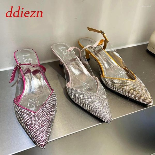 Dress Scarpe per donne 2024 Summer Ladies Luxury Party Prom Telte Pompe puntate Slingback di punta femmina trasparente