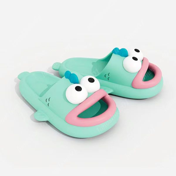 Sapatos de verão de chinelos em casa sandálias internas pequenas damas de urso escorregadia de banheiro de banheiro de banheiro Slip Slip Slip Deck Slippers Dh25