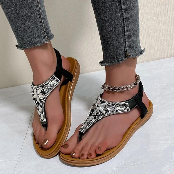 Sapatos casuais Bling Crystal Sandals Women Clip Toe Saltos planos Bohemia Mulher deslizando sinómolas de luxo não deslizam sandalias mujer