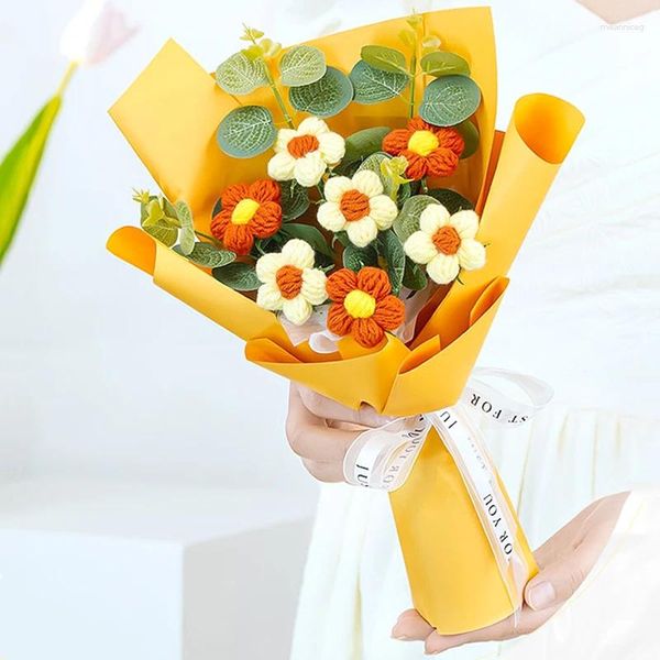 Dekorative Blumen Mini Bouquet Mutter Tag Künstliche handgefertigte DIY Valentinstag Geburtstagsprographie Requisiten Geschenkhäkeln der Blumensträuße