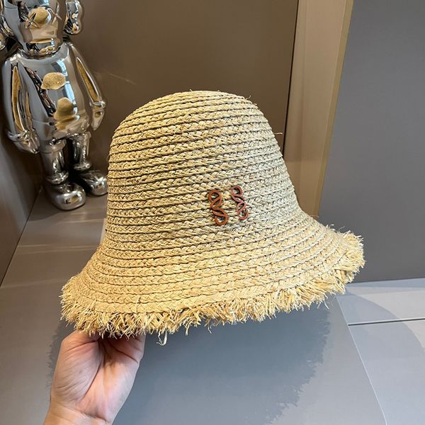 New Lafite Straw Hat Hat de viagem férias de sol Caps Moda Menina feminino Cap de luxo Bucekt Hat Circonference 57cm CSD2404251