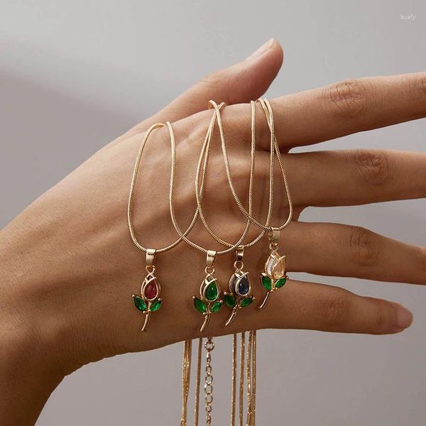 Colares de pingentes Bracelete de colar de tulipa para mulheres Estética romântica Chain Clavicle Chain Elegant Girl Jewelry Gifts