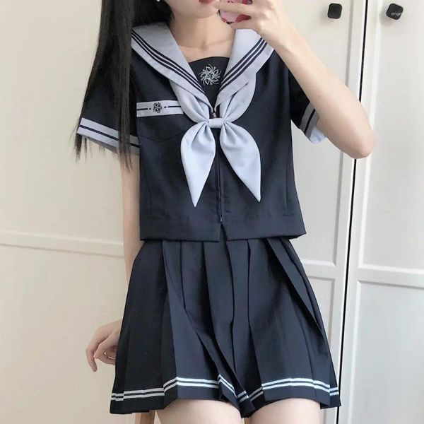 Set di abbigliamento di base jk a tre linee marinaio navy si adatta alle scuole giapponesi uniformi vestiti di laurea gonna pieghe