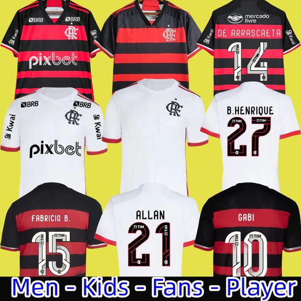 Maglie di calcio Flamengo 2024 2025 Vidal de Arrascaeta Gabi Football Shirts Pedro B.Henrique E.Ribeiro Camisa Flamengo Away 24 25 Outubro Rosa Retro Jersey