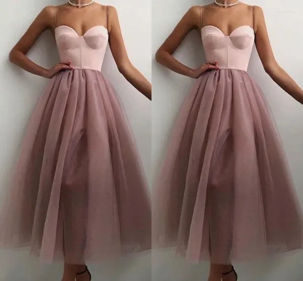 Vestidos de festa Robe de soriee empoeirado rosa curta noite spaghetti tira de cetim e tule tornozelo