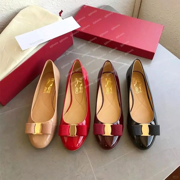 Women Ballet Flats Sapatos de vestido Designer Slide Lady Double Fashion Presente Casual Sapato Vara Sandália ao ar livre Dhgate Red Leather Sandale Bow Dance Sapato