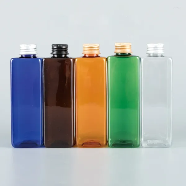 Bottiglie di conservazione 30pcs 250 ml di plastica quadrata vuota con tappo di alluminio nero per gel di doccia in sapone liquido shampoo da doccia per viaggi cosmetici