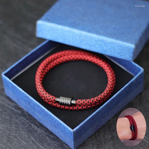 Braccialetti di fascino negli uomini corda di corda di bracciale magentico telaio in acciaio inossidabile corde a doppio strato di brasalette spiaggia surfista brazaleta pulseira