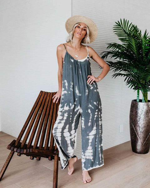 Jumpsuits von Frauen ROMPERS Damen Damen Jumpsuit 2023 Neue Frauenkleidung Großhandel Russland Europa und Amerika spannend sexy Weitbeinhosen Y240425