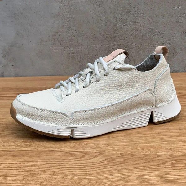 Lässige Schuhe Frühlingsschuh Schuhe Wildleder Leder Walking Men Sneakers Mann Kuhlattensport und Freizeit