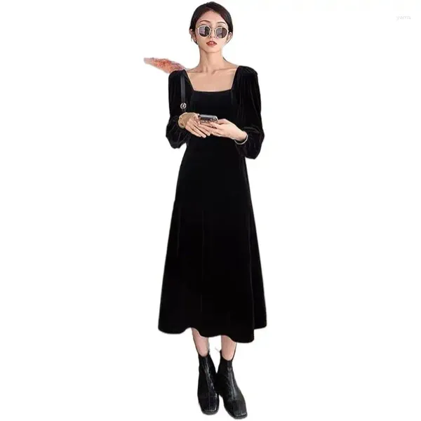 Vestidos casuais elegantes manga longa de manga A-line Velvet Women Dress 2024 Autumn Winter Solid Slim Evening Party Big Size Big Size Feminino Vestidos